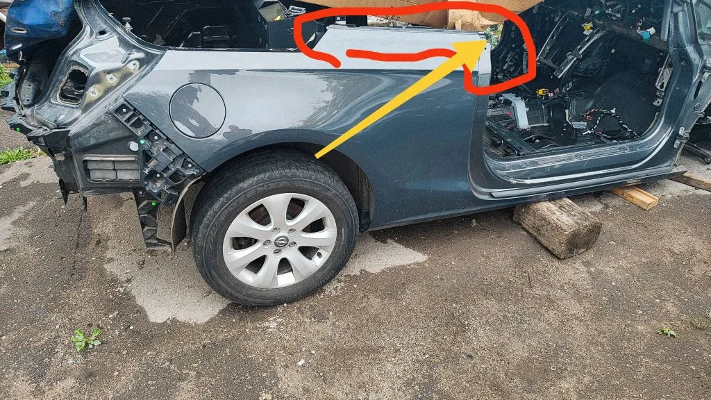 Tagaukse akna tihend – Opel Cascada (2013-)