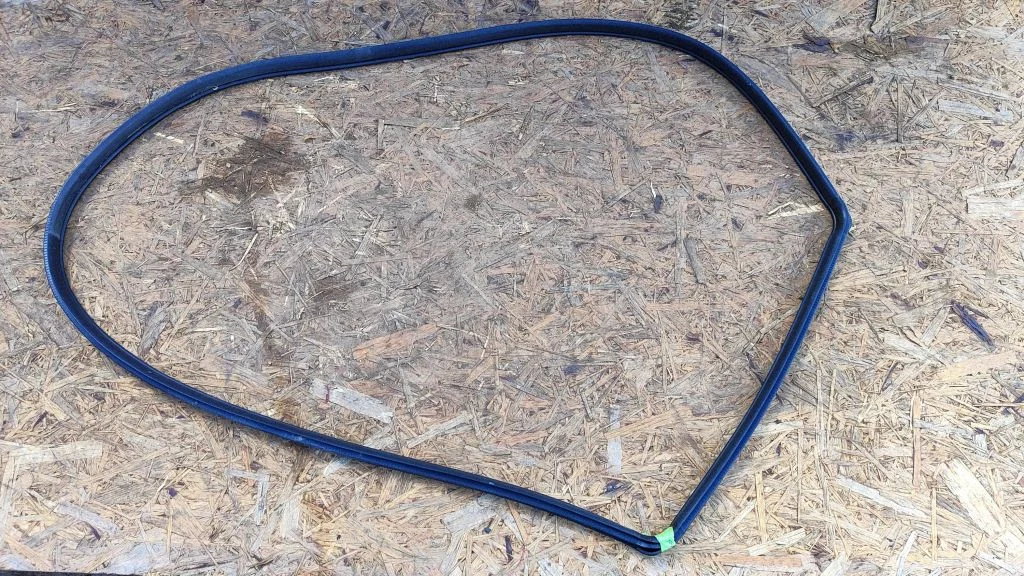 Rubber seal rear door – Subaru Impreza III (2008-2011)
