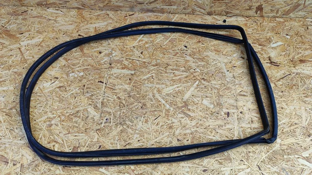 Rubber seal rear door – Subaru Forester SH (2008-2013)