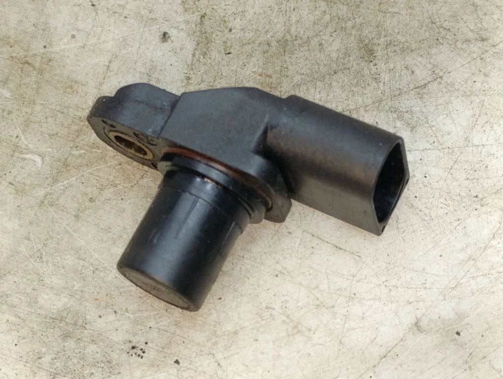 Camshaft position sensor – BMW 3 Series E90 E91 (2005-2012)
