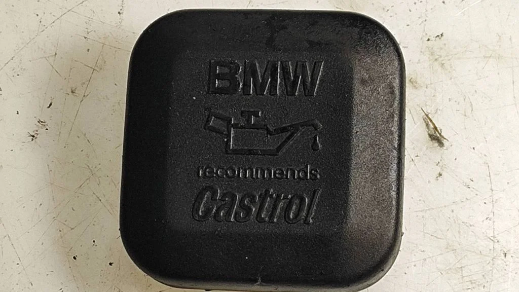 Oil filler cap – BMW X5 E53 (1999-2006)