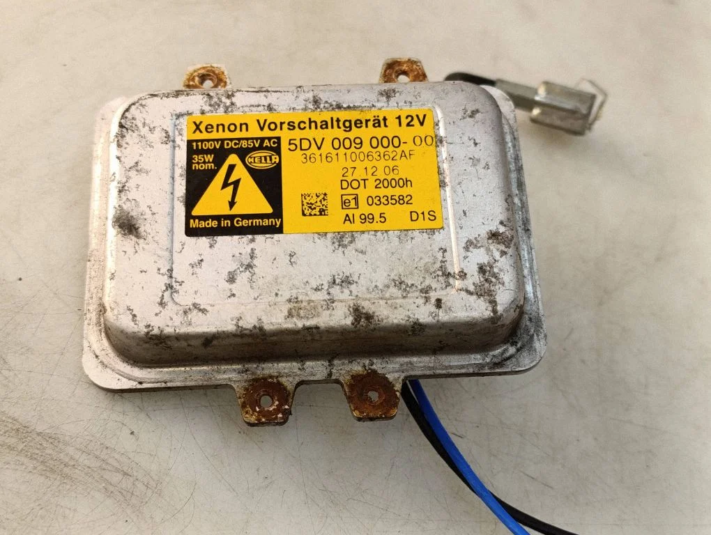 Headlight ballast module Xenon 1100VDC85VAC