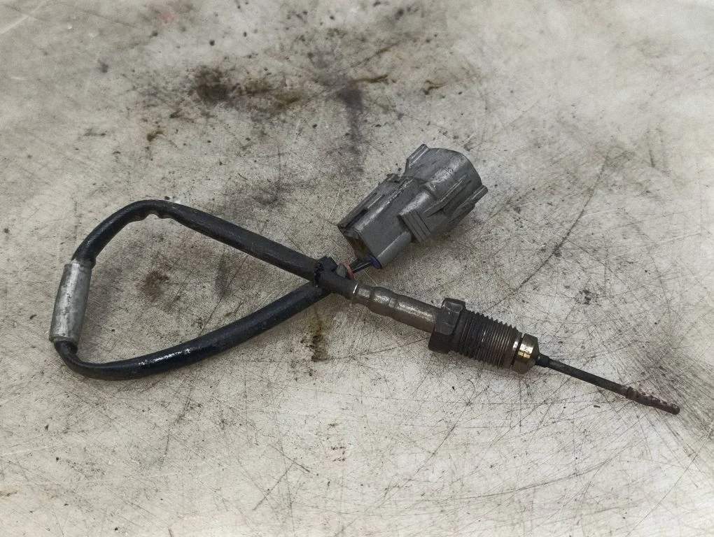 Exhaust gas temperature sensor – Toyota Avensis T270 (2009-2012)