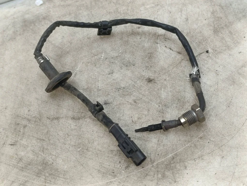 Exhaust gas temperature sensor 3923007BC0