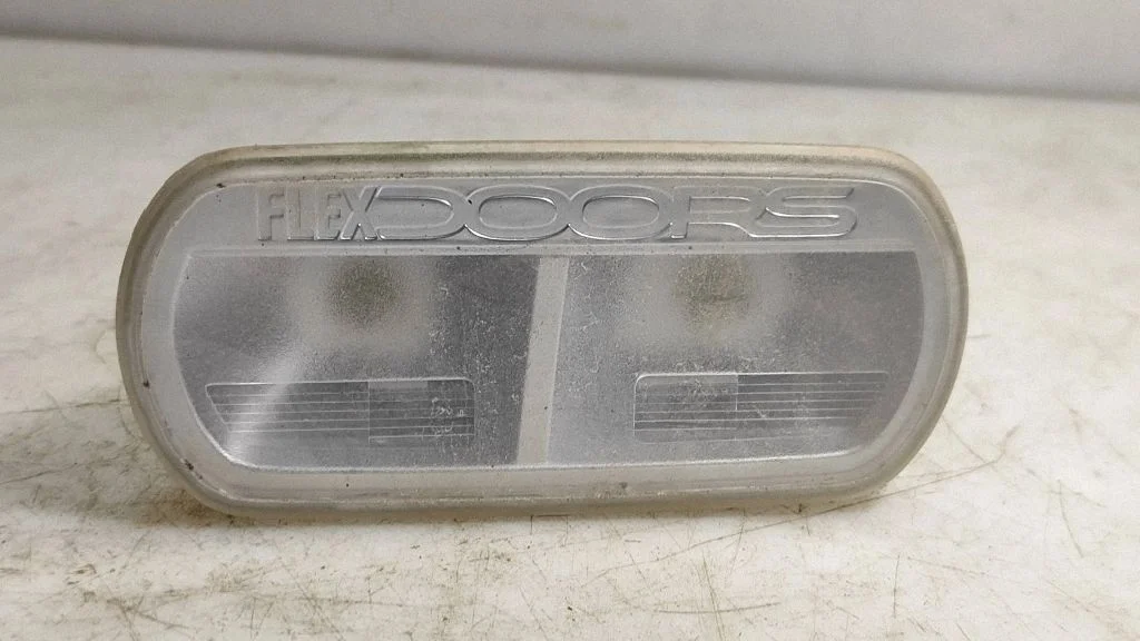 Rear door interior light – Opel Meriva B (2010-2016)