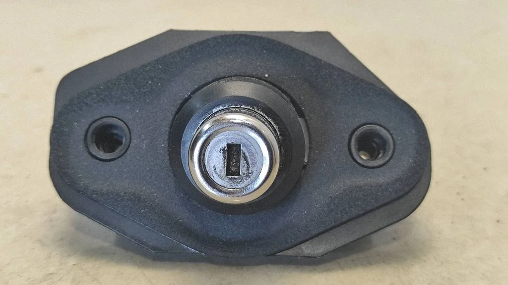 Tailgate exterior lock – BMW 7 Series F01 F02 F03 F04 (2008-2016)