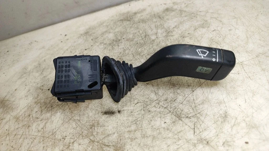 Wiper control stalk – Opel Corsa C (2000-2006)