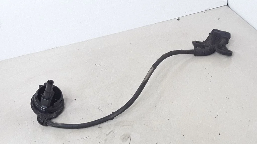 Reversing light switch sensor – Volkswagen Passat B5 (1997-2000)