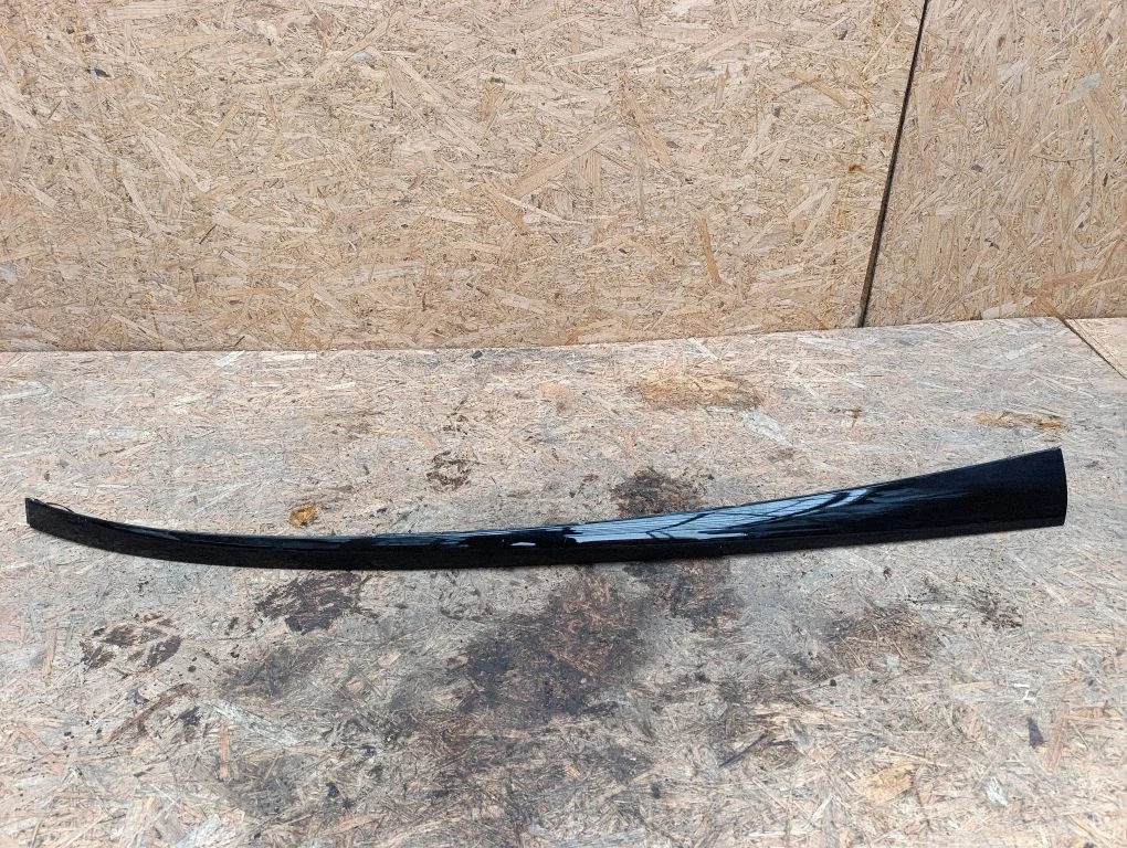 Listwa dachowa LJ8BR50462A
