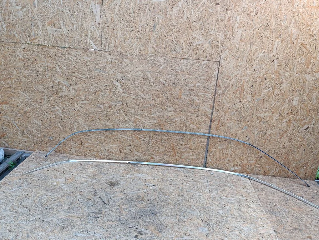 Roof trim bar molding cover