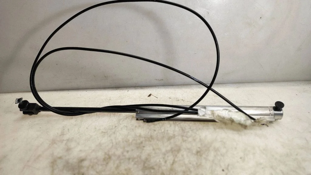 Convertible roof main ram cylinder – Volkswagen Eos (2006-2010)