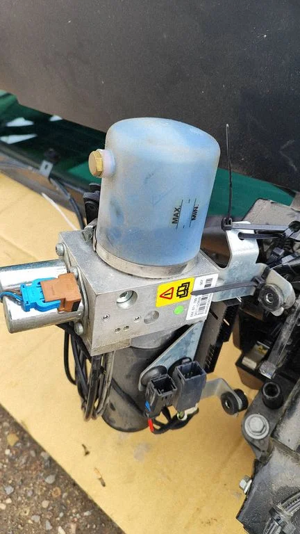 Convertible roof hydraulic pump E84871789B