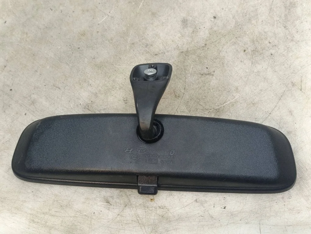Rear view mirror (interior) E4022143