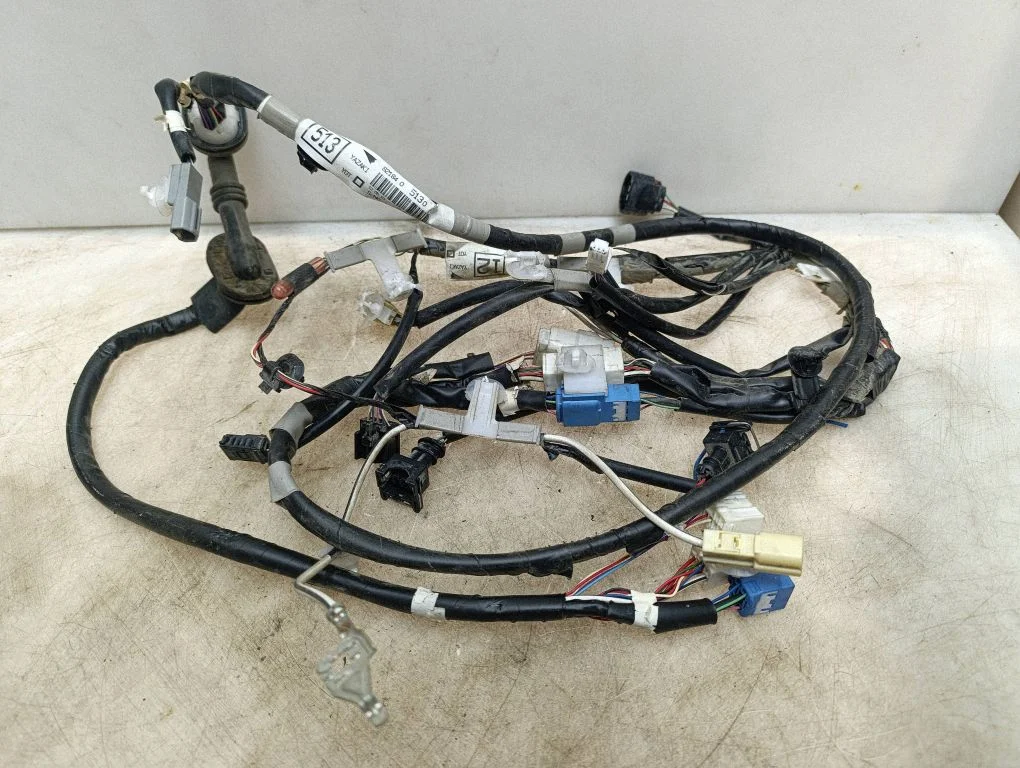 Pakiruumiluugi juhtmestik – Toyota Avensis T270 (2009-2012)