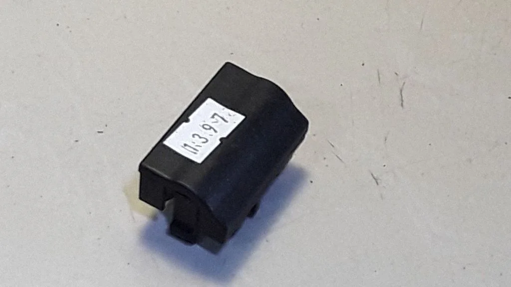 Other center console (tunnel) element – Skoda Octavia Mk1 (1U) (1996-2004)