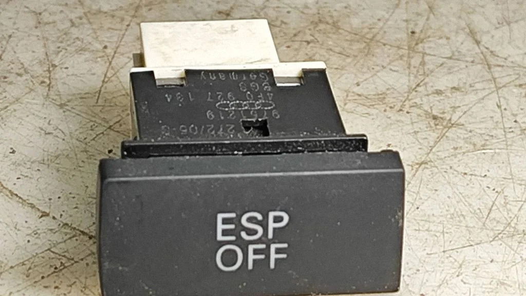 ESP (stability program) switch – Audi A6 Allroad C5 (1999-2005)