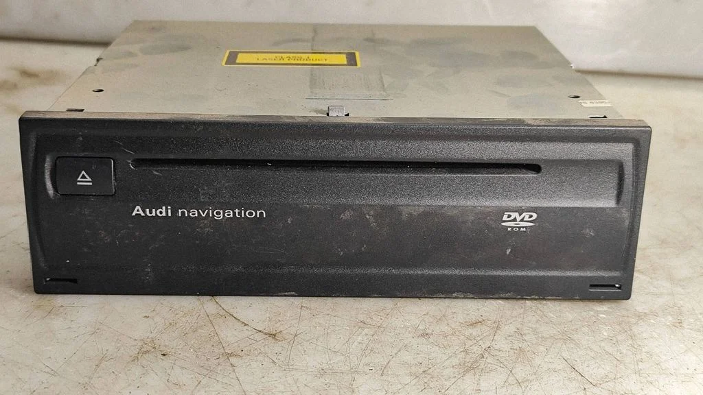 Napęd CD/DVD nawigacji – Audi A6 Allroad C5 (1999-2005)