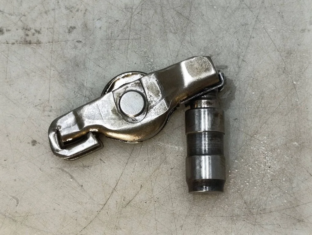 Valve rocker arm – Opel Astra K (2015-2021)
