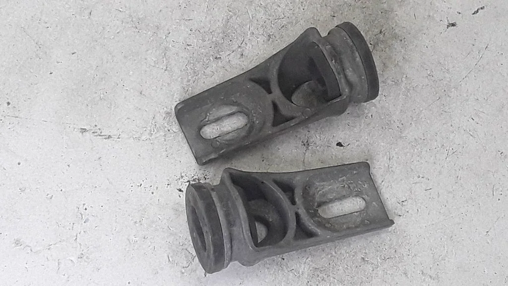 Radiator mount bracket – Opel Meriva A (2003-2010)