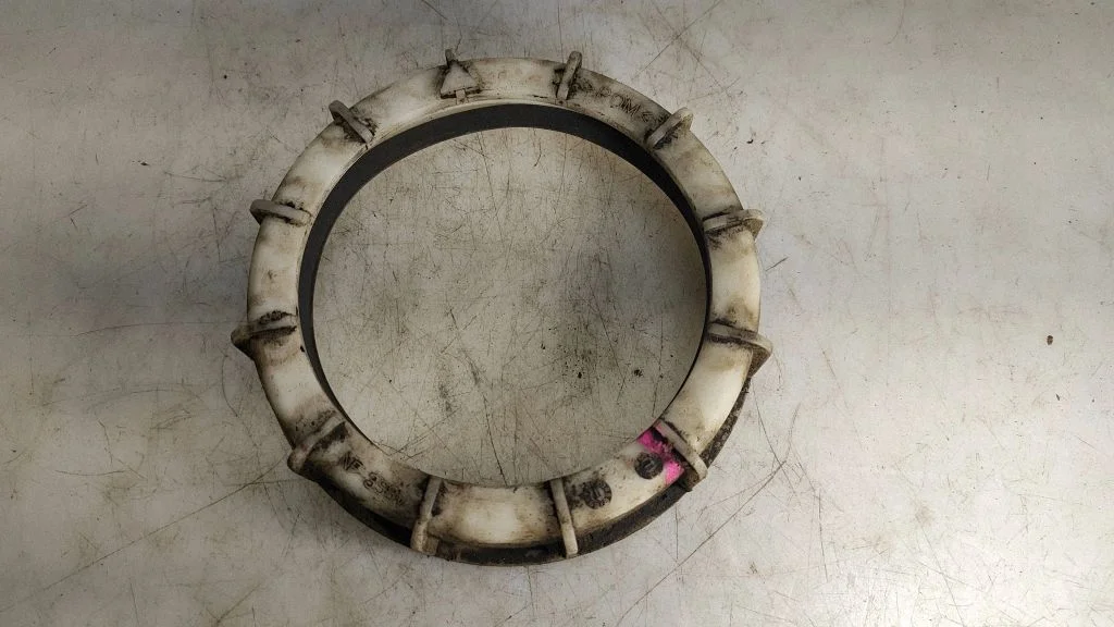 Kütusepumba (paagis) lukustusmutter – Subaru Outback (2007-2009)