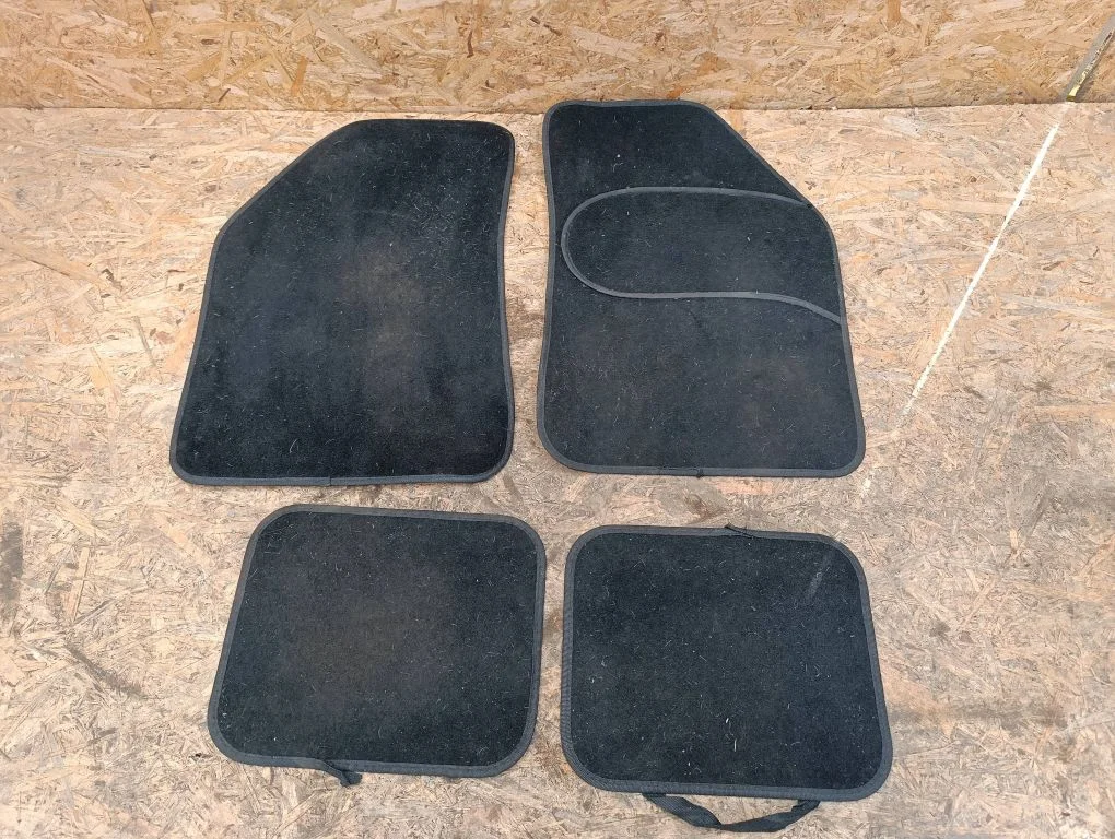 Car floor mat set – Renault Kadjar (2015-)