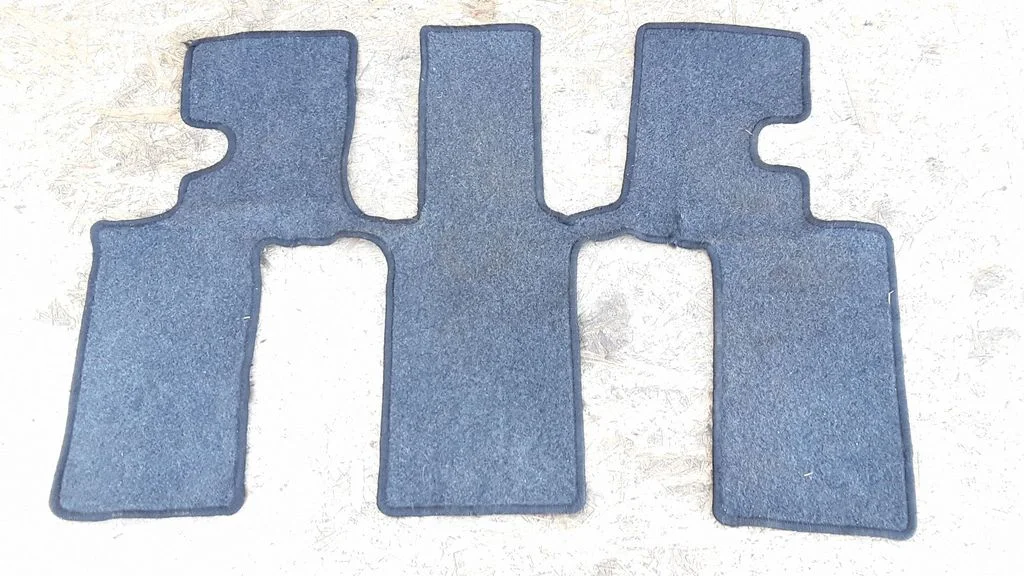 Car floor mat set