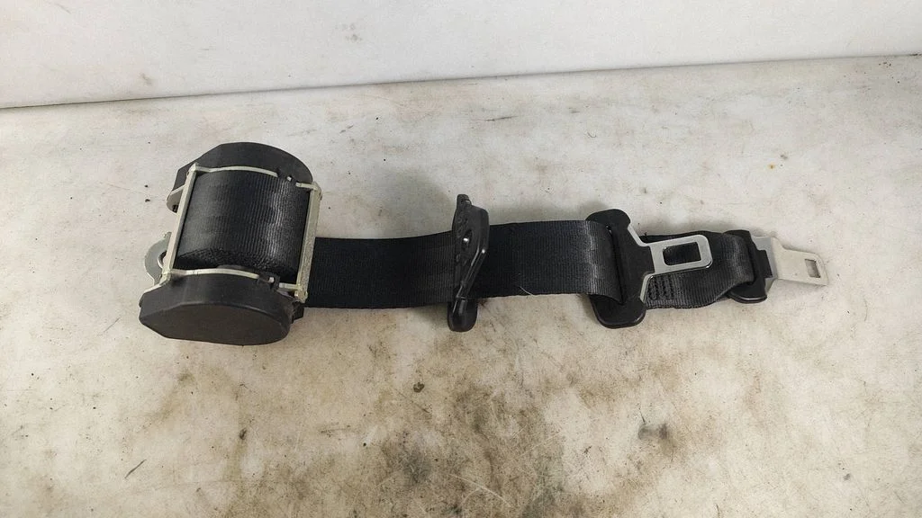 Third row seat belt – Peugeot 308 (2007-2013)