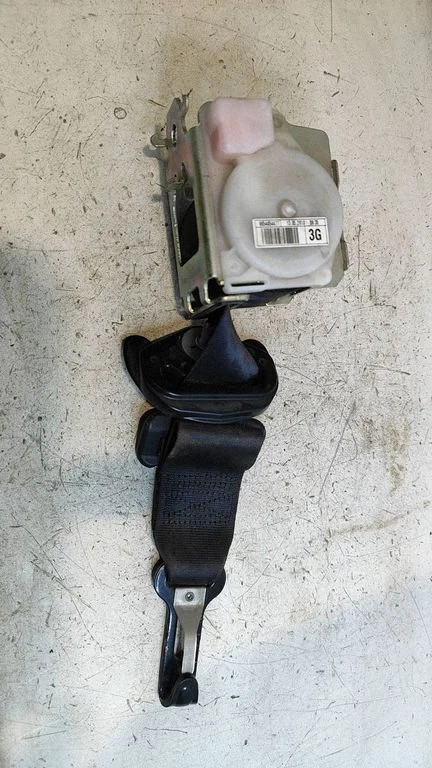Third row seat belt – Citroen C4 I (2004-2010)