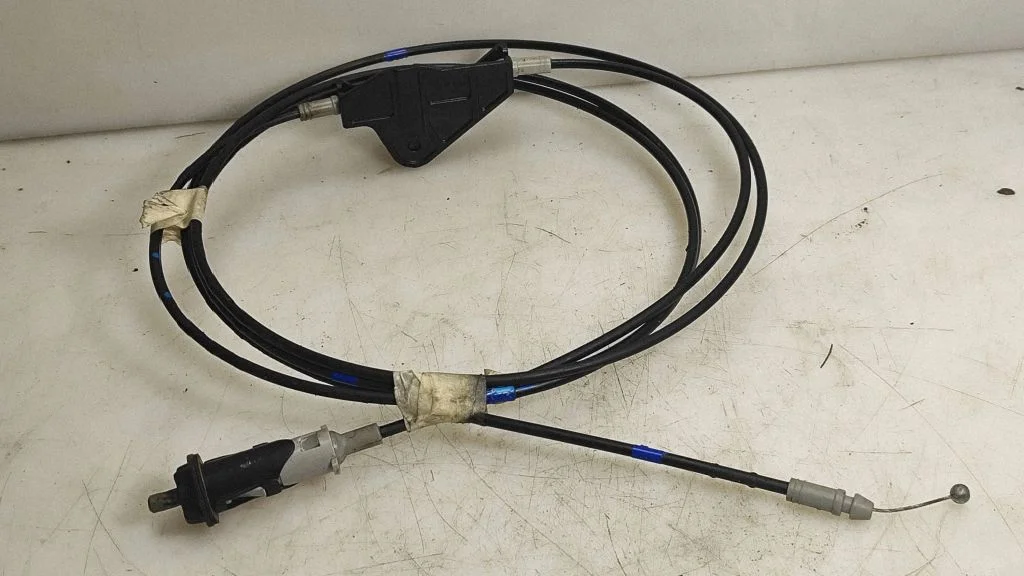 Fuel cap flap release cable – Toyota Auris 150 (2006-2012)