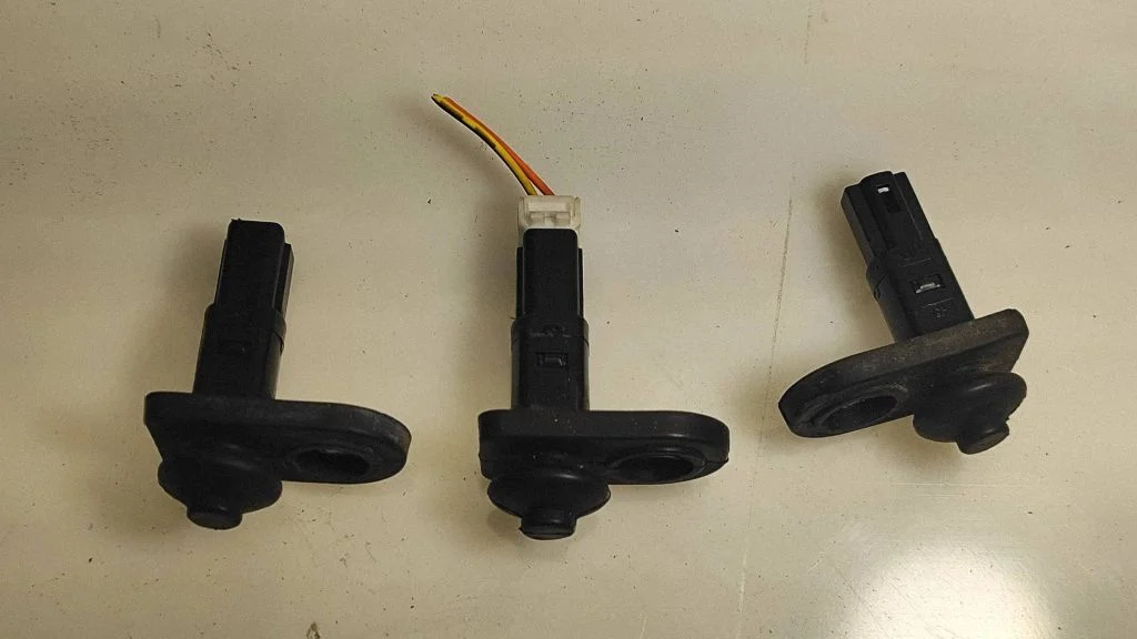 Loading door sensor – Hyundai Santa Fe (2006-2012)