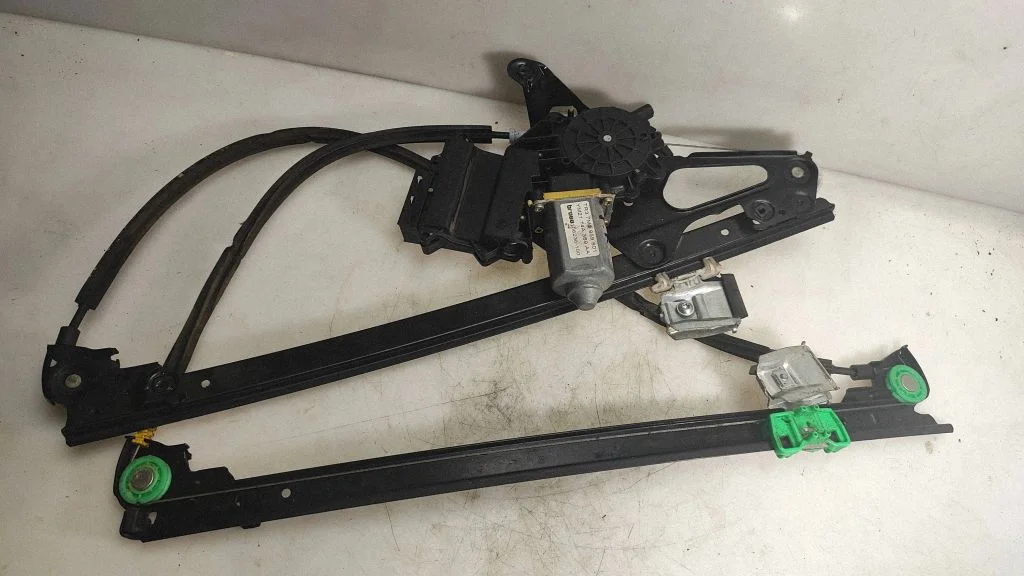 Rear door window regulator with motor – Volkswagen Sharan (2001-2010)