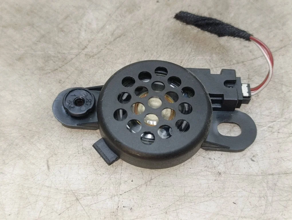 Parking PDC sensor speaker – Audi A6 Allroad C6 (2006-2011)