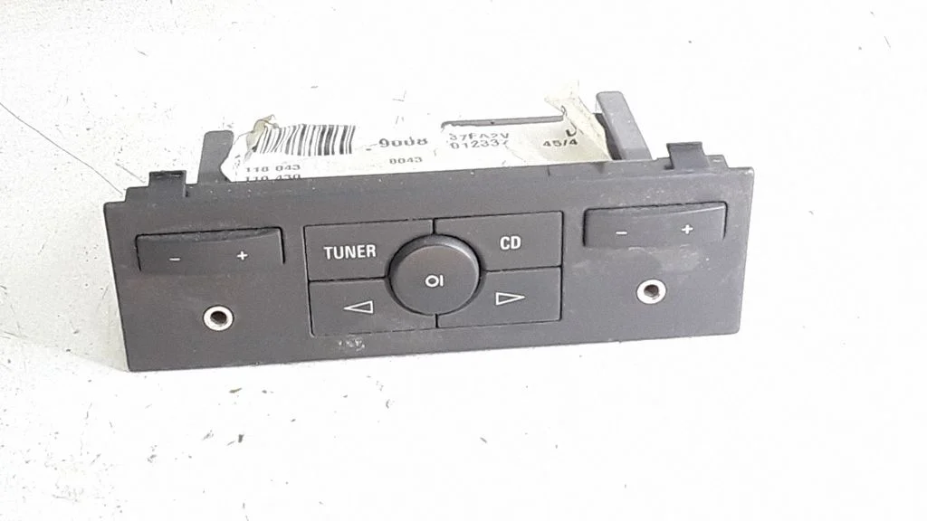 Head unit multimedia control – Opel Vectra C (2002-2005)