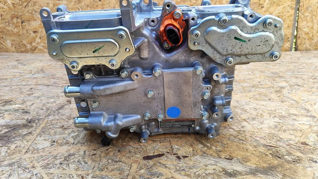 Voltage converter inverter – Nissan Qashqai J12 (2021-)