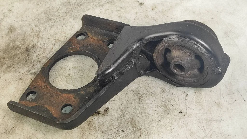Front differential mounting bracket – SsangYong Actyon sports I (2005-2012)