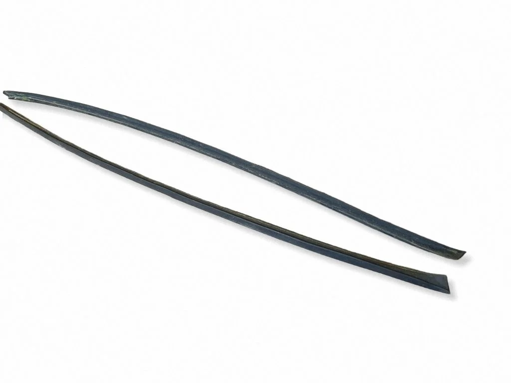 Listwa szyby przedniej – Volkswagen Passat B6 (2005-2010)