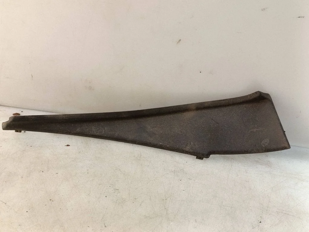 Windshield trim 727603061R
