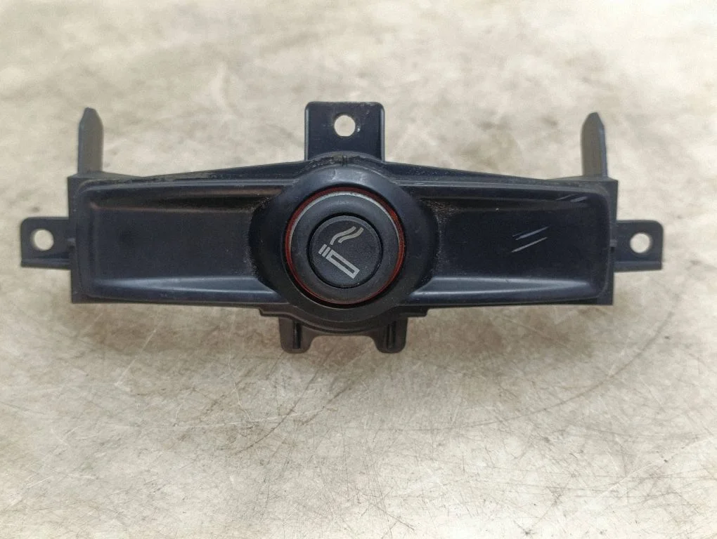 12 V pesa (taga) – Audi A6 Allroad C6 (2006-2011)