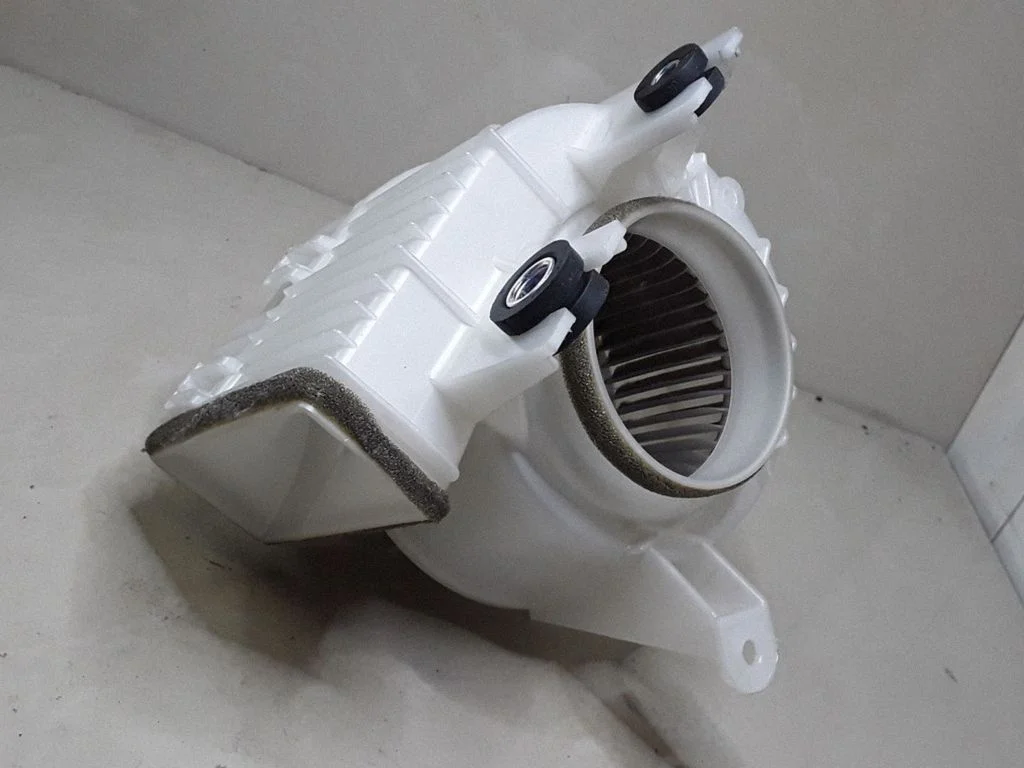 Hübriid-/elektriauto aku jahutusventilaator – Toyota Prius (XW30) (2009-2015)