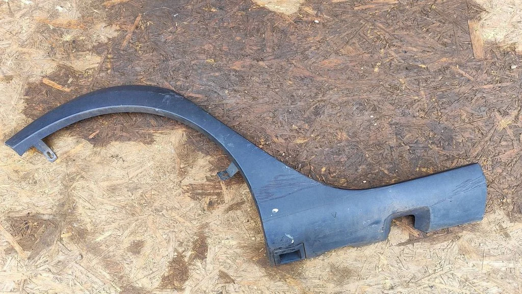 Rear fender molding trim 788A27813R