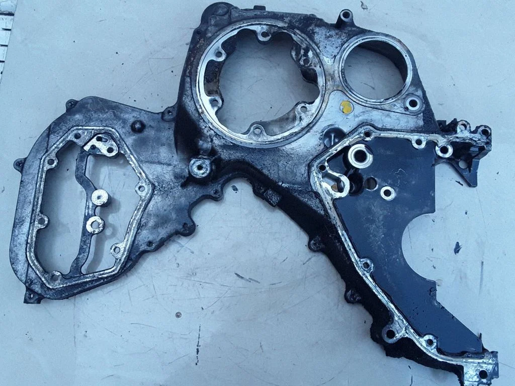 Timing chain cover – Nissan Primera (2002-2007)