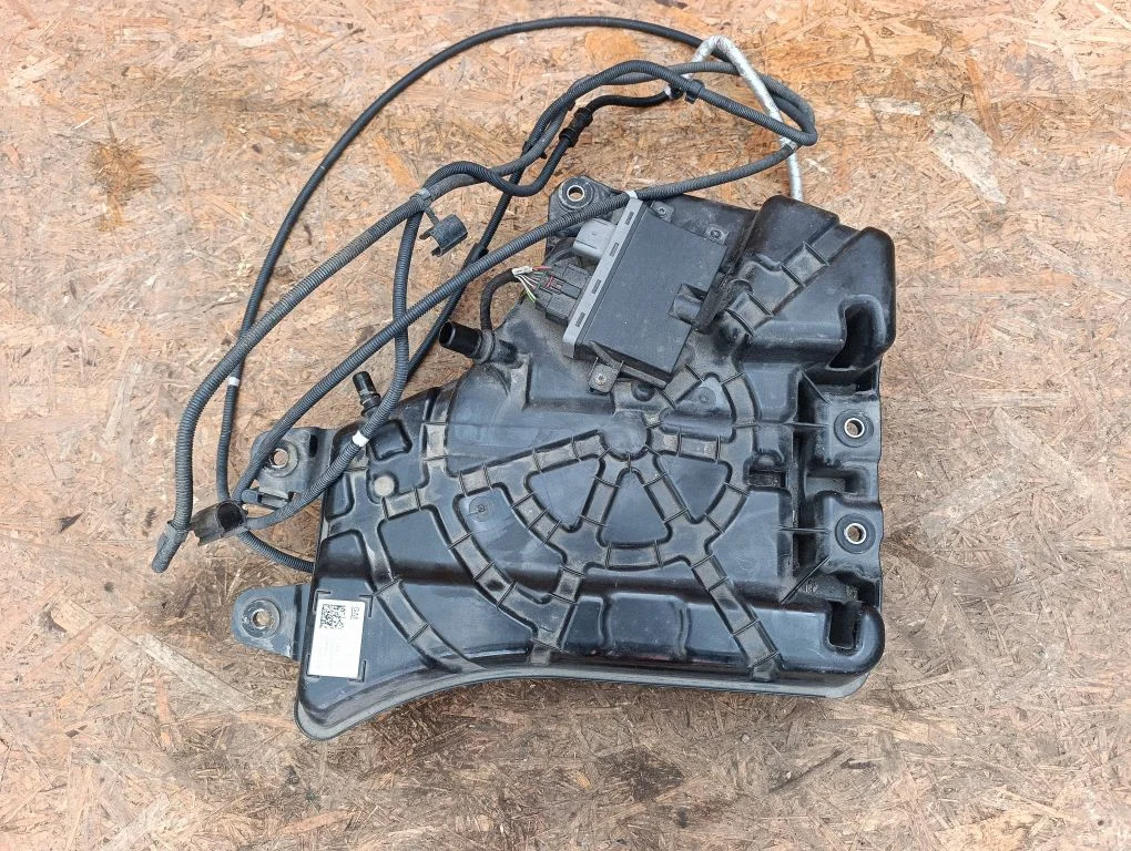 AdBlue vedeliku paak – Opel Astra K (2015-2021)