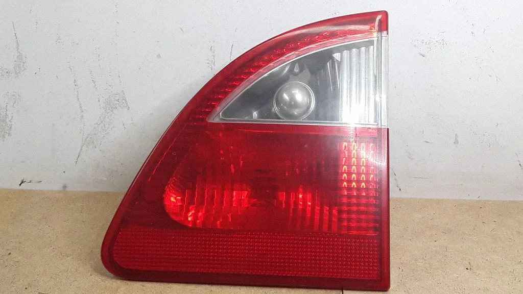 Tagatuli põrkerauas – Ford Galaxy (2000-2006)