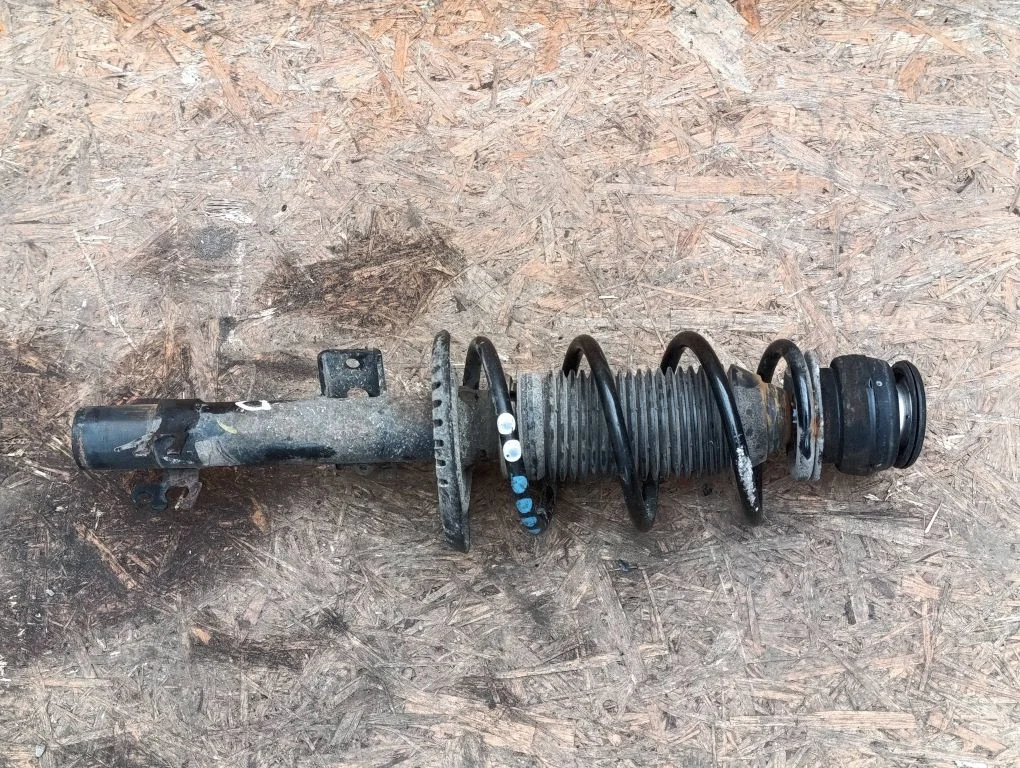 Front shock absorber with coil spring 12E413031D – Volkswagen e-Up (2016-)