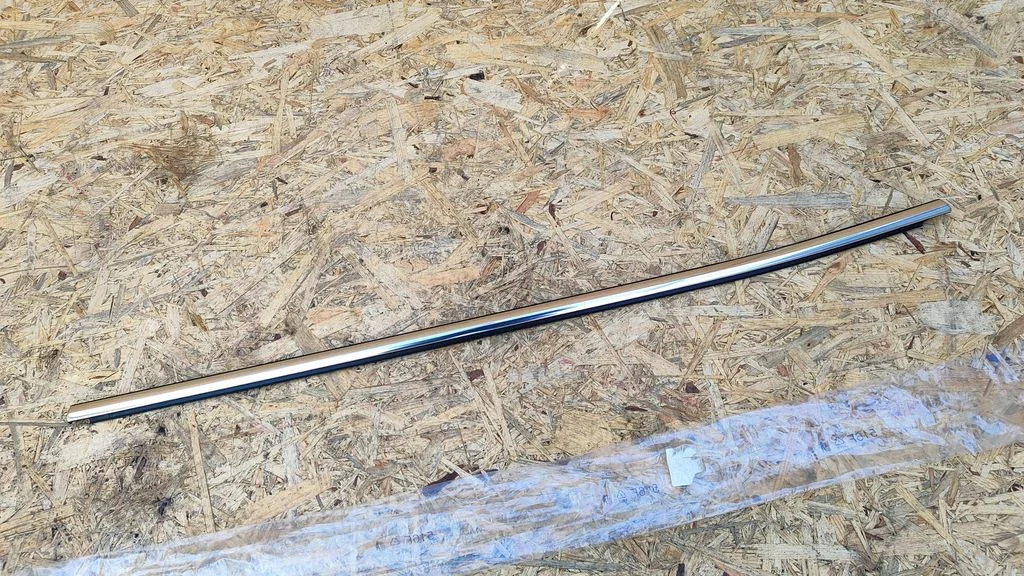 Rear door glass trim molding – Skoda Enyaq iV (2020-)