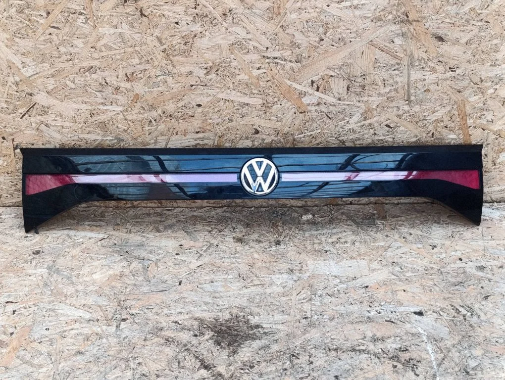 Tagaluugi numbrivalgustuse liist – Volkswagen T-Cross (2016-)