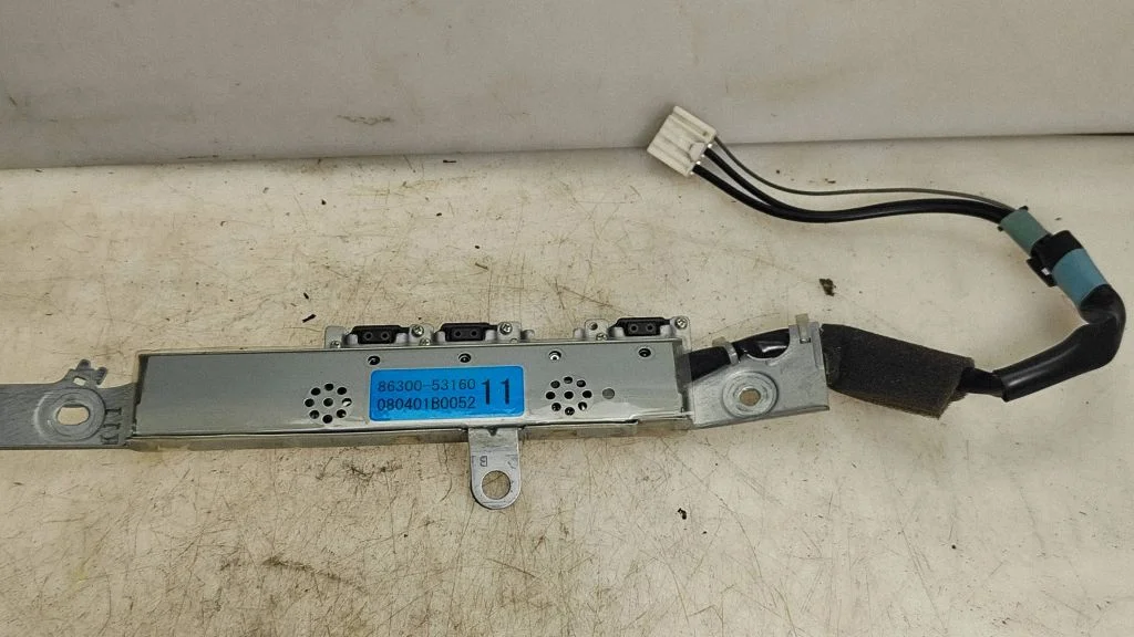 Antenna control unit – Lexus IS 220D-250-350 (2006-2013)