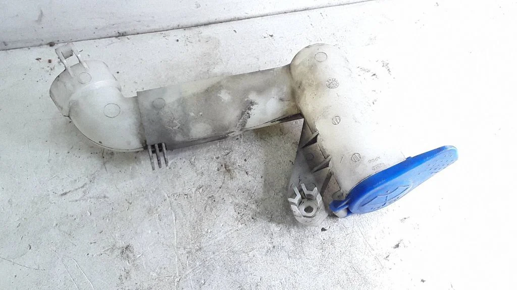 Window washer liquid tank fill tube – Ford Mondeo MK IV (2007-2014)