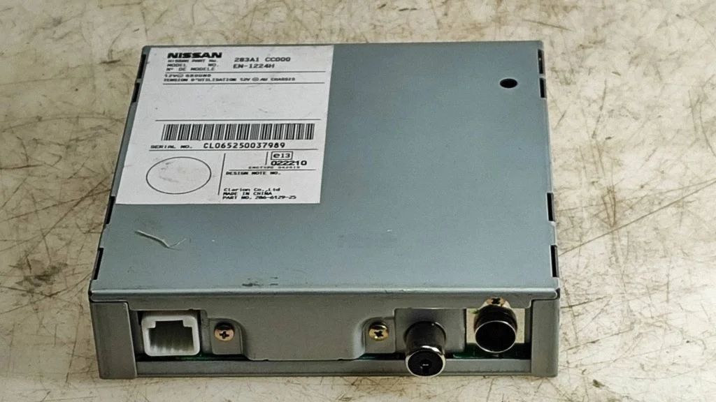 Antenna control unit – Nissan Murano Z50 (2002-2008)
