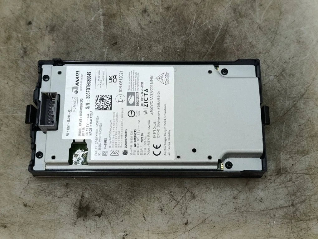 Wireless charging module – Ford Mustang Mach-E (2020-)